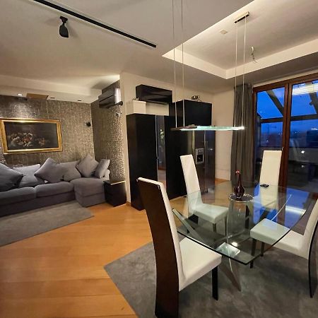 Appartement Attico Con Vista Spettacolare E Jacuzzi à Bologne Extérieur photo